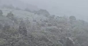 Χιόνια σε Ελικώνα και Παρνασσό - Από άνοιξη χειμώνας ξανά