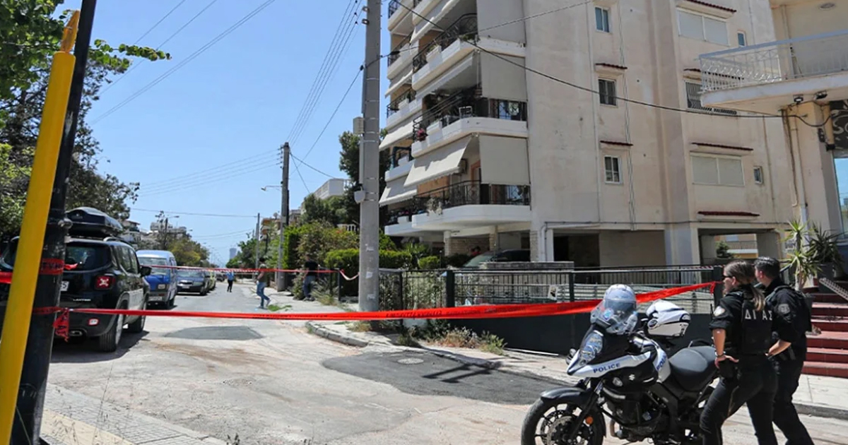 Πέθανε και η δεύτερη 17χρονη μαθήτρια που έκανε τη βουτιά θανάτου από πολυκατοικία στην Ηλιούπολη