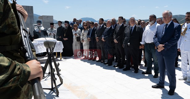 82 χρόνια από τη σφαγή στο Δίστομο - Παρών ο Πρόεδρος της Δημοκρατίας στην εκδήλωση μνήμης