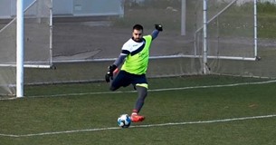 Ο Αμβρυσσέας Διστόμου ανανέωσε με τον τερματοφύλακα Mario Annokkee