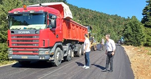 Ξεκίνησε η ασφαλτόστρωση του δρόμου Κυριάκι - Κούκουρα στην περιοχή της Αρβανίτσας Ξεκίνησε η ασφαλτόστρωση του δρόμου Κυριάκι - Κούκουρα στην περιοχή της Αρβανίτσας
