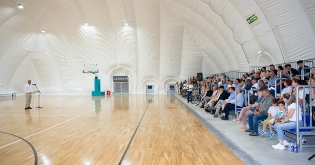Εγκαινιάστηκε στα Οινόφυτα το νέο Κλειστό Γήπεδο Μπάσκετ