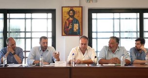 Ο Φάνης Σπανός στο Δ.Σ. του Δήμου Ιστιαίας-Αιδηψού Ο Φάνης Σπανός στο Δ.Σ. του Δήμου Ιστιαίας-Αιδηψού