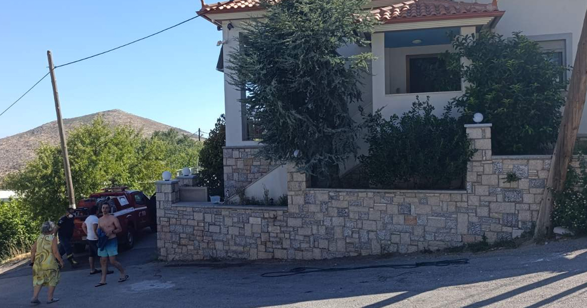 Φωτιά ξέσπασε σε οικία από κουζίνα στα Χωστια