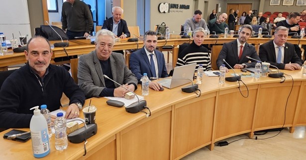 Γιώργος Αγγελόπουλος: «Η Βοιωτία και η Στερεά Ελλάδα καίγεται. Η Κυβέρνηση και η Περιφερειακή Αρχή αυτοθαυμάζονται.»