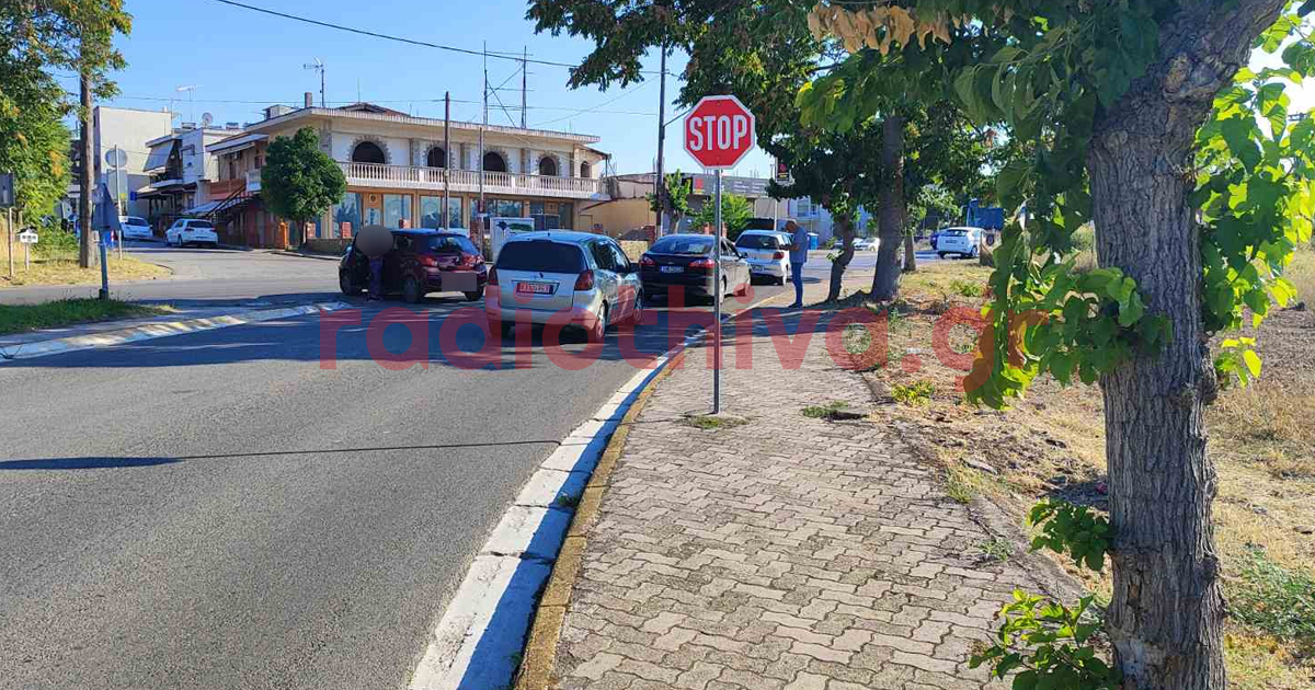 Ι.Χ. συγκρούστηκε με λεωφορείο του ΚΤΕΛ στη Θήβα
