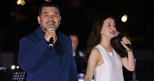 «Είδα Στεριές και Πέλαγα» με την Αρετή Κετιμέ και τον Κώστα Μήτση στην Κεντρική Πλατεία Θήβας