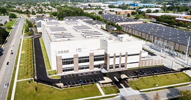 Στέφανος Σταμέλλος: Data Center των 5 MW και στη Σκάρφεια του Μώλου Στέφανος Σταμέλλος: Data Center των 5 MW και στη Σκάρφεια του Μώλου