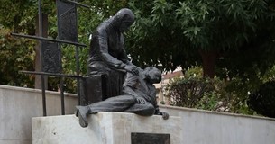 Η Λιβαδειά τίμησε τους 10 Λιβαδείτες που απαγχονίστηκαν από τα ναζιστικά στρατεύματα κατοχής