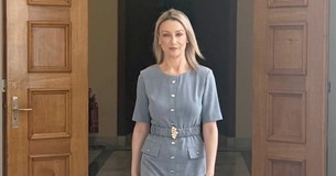 Νέα σειρά παρεμβάσεων από την Κατερίνα Καζάνη για θέματα της Εύβοιας Νέα σειρά παρεμβάσεων από την Κατερίνα Καζάνη για θέματα της Εύβοιας