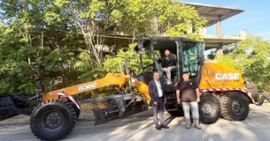 Νέο μηχάνημα grader απέκτησε ο Δήμος Θηβαίων Νέο μηχάνημα grader απέκτησε ο Δήμος Θηβαίων