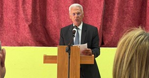 Σεραφείμ Δέδες για το Ολοκαύτωμα Δομβραίνας, Θίσβης και Χωστίων: «Έκαψαν τα χωριά μας, δεν έσβησαν τη μνήμη μας» Σεραφείμ Δέδες για το Ολοκαύτωμα Δομβραίνας, Θίσβης και Χωστίων: «Έκαψαν τα χωριά μας, δεν έσβησαν τη μνήμη μας»