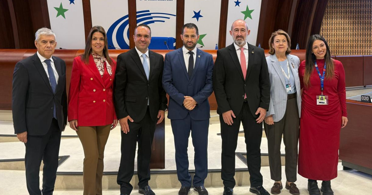 Φάνης Σπανός από το Στρασβούργο για τη διάβρωση των ακτών:  «Αν δεν επενδύσουμε πολλά, θα θυσιάσουμε περισσότερα»