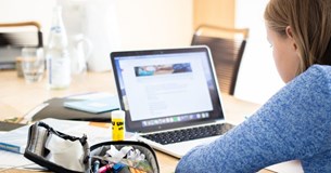Ο Δήμος Χαλκιδέων χορηγεί δωρεάν tablet σε μαθητές που τα χρειάζονται