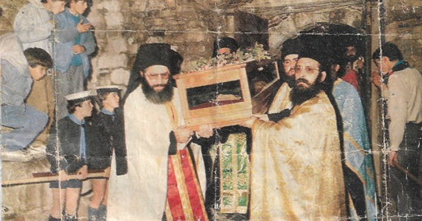 13 Δεκεμβρίου 1986 - Μετά από περιπέτειες 5 αιώνων το ιερό λείψανο του Οσίου Λουκά επιστρέφει στην Ιερά Μονή Του 13 Δεκεμβρίου 1986 - Μετά από περιπέτειες 5 αιώνων το ιερό λείψανο του Οσίου Λουκά επιστρέφει στην Ιερά Μονή Του
