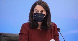 Κεραμέως: Τι απαντά για τις ξαφνικές αλλαγές στις Πανελλαδικές Εξετάσεις