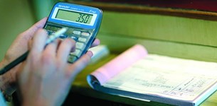 Στην «εντατική» οι πληρωμές πελατών - επιχειρήσεων