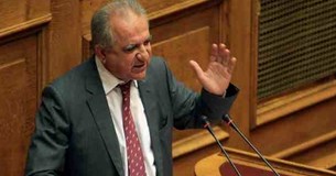 O Αντρέας Κουτσούμπας στο Ράδιο Θήβα 97,5 - 01/04/2016 O Αντρέας Κουτσούμπας στο Ράδιο Θήβα 97,5 - 01/04/2016