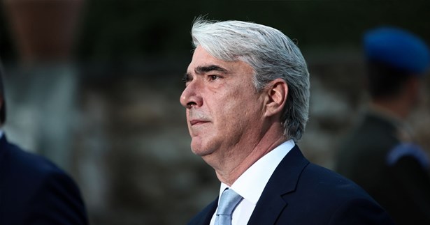 Σίμος Κεδίκογλου: «Πρέπει να βγούμε από την υγειονομική και οικονομική κρίση ενωμένοι. Δεν έχουμε την πολυτέλεια του διχασμού» Σίμος Κεδίκογλου: «Πρέπει να βγούμε από την υγειονομική και οικονομική κρίση ενωμένοι. Δεν έχουμε την πολυτέλεια του διχασμού»