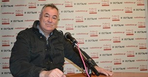 Ηλίας Τραμπάκουλος: Ένας χρόνος «τηλεκπαίδευση» Ηλίας Τραμπάκουλος: Ένας χρόνος «τηλεκπαίδευση»