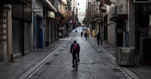 Lockdown: Απρίλιος με άνοιγμα λιανεμπορίου, εστίασης και σχολείων - Όλα τα σενάρια